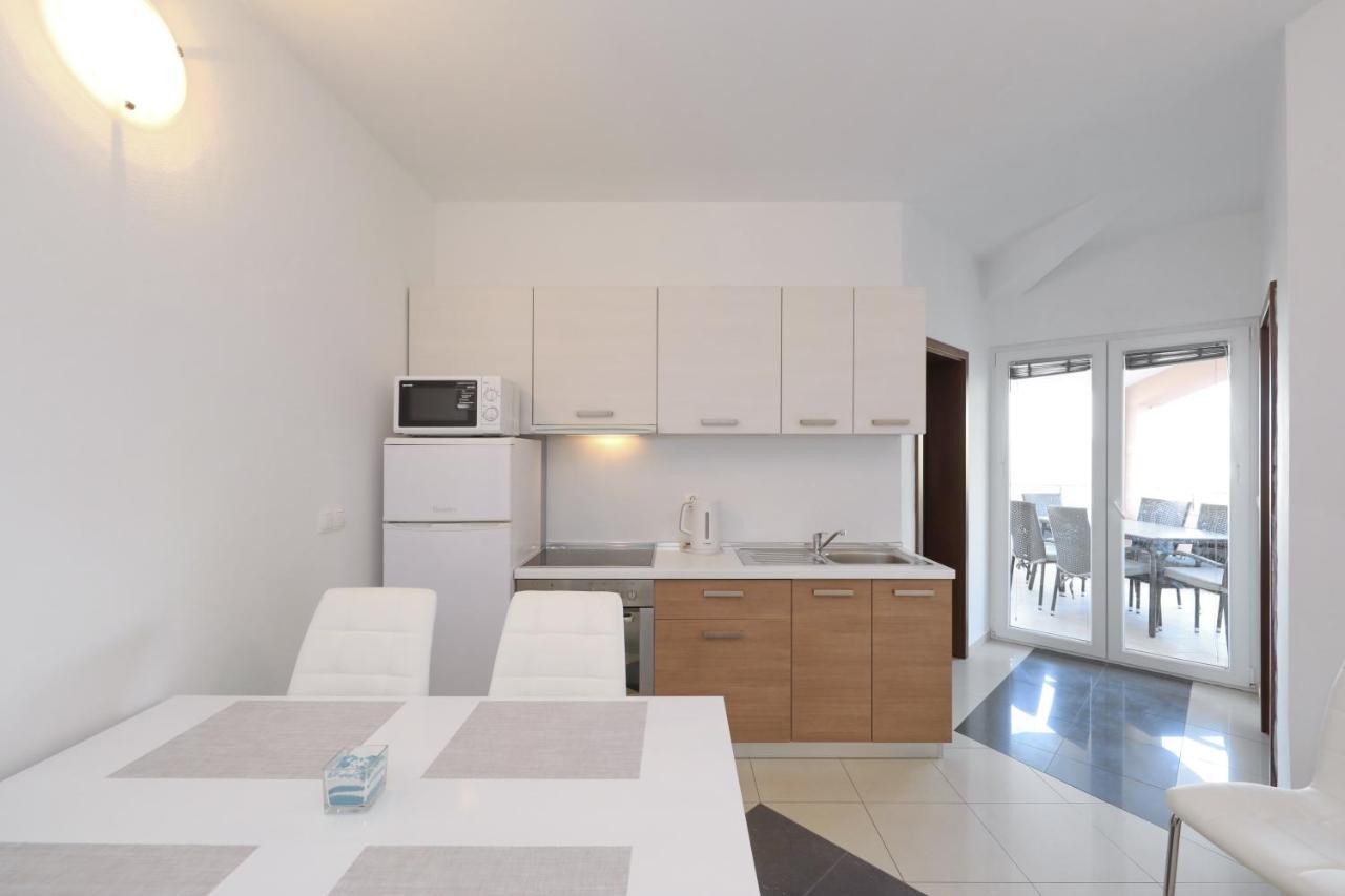 Apartment Bobic *